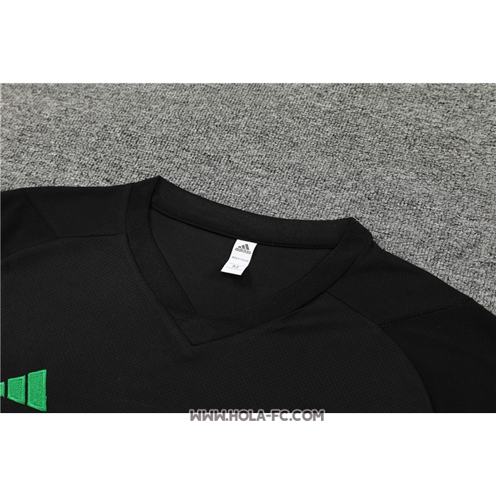 Chandal del Bayern Munich 2023-2024 Manga Corta Negro - Pantalon Corto